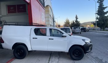 TOYOTA  HILUX completo